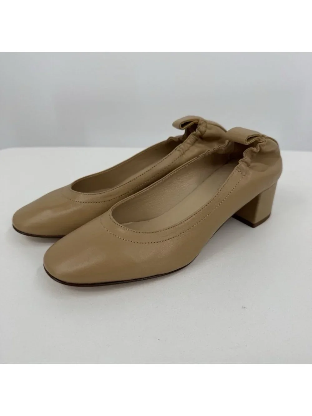 Everlane Italian Leather Day Heel Light Taupe 5 Women's Elastic Back Comfort